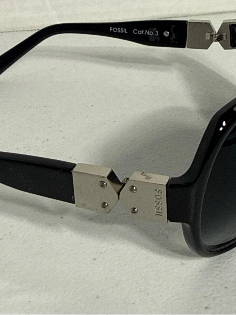 Fossil Women’s oversized Black Sunglasses with Silver Accents